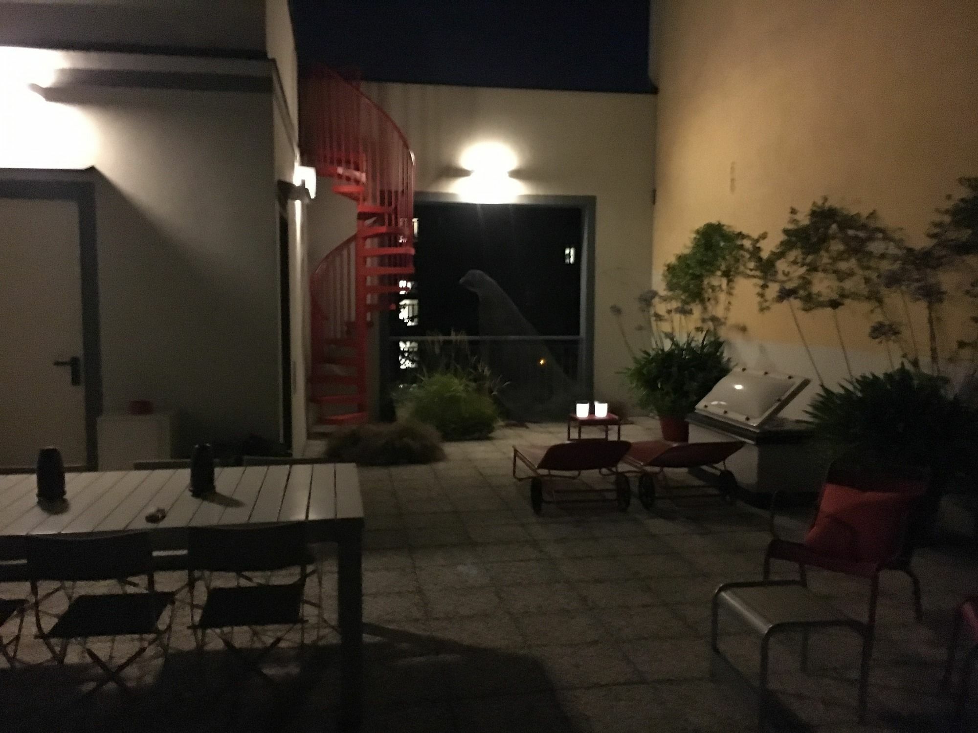 Rosso Segnale Milano Hotel Exterior photo